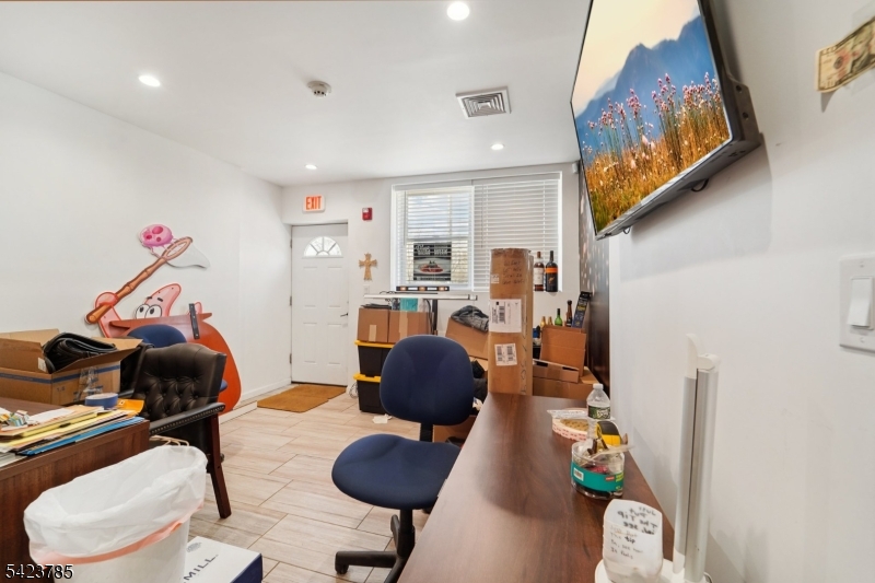 595 New York Avenue Lyndhurst NJ 07071