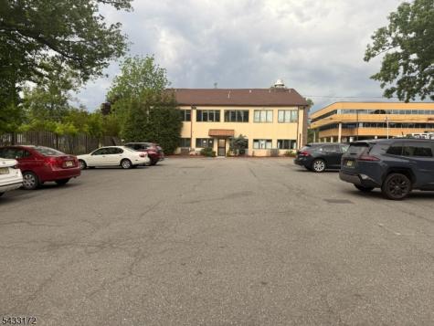 621 Eagle Rock West Orange NJ 07052