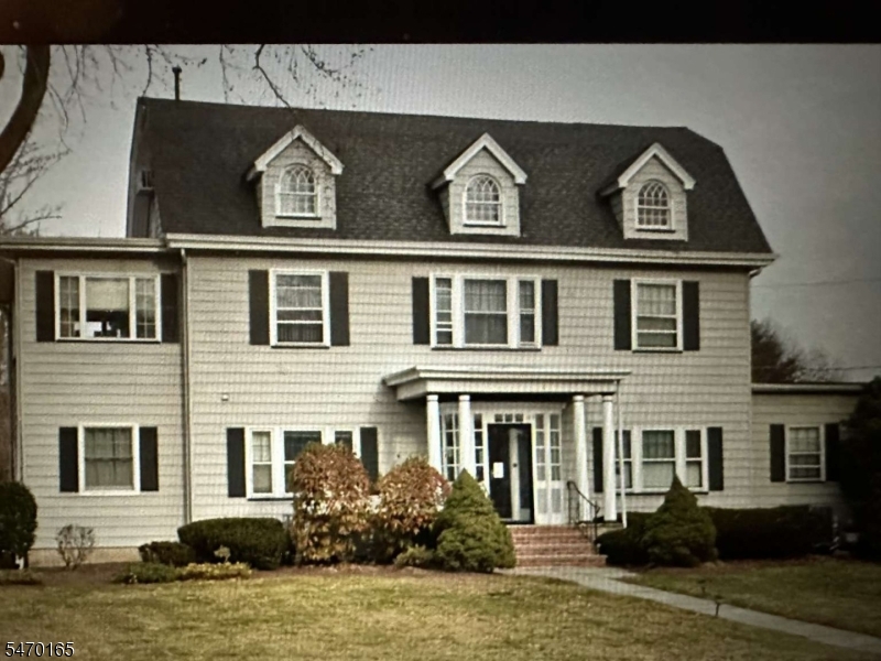 501 Lenox Ave, 2nd Fl Westfield NJ 07090