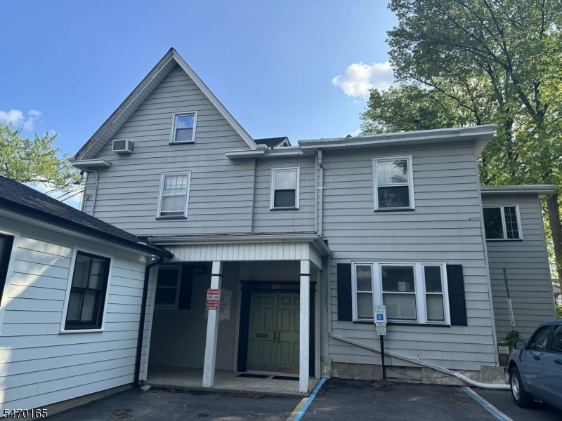 501 Lenox Ave, 2nd Fl Westfield NJ 07090