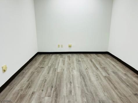 39 E Hanover Avenue Morris NJ 07960