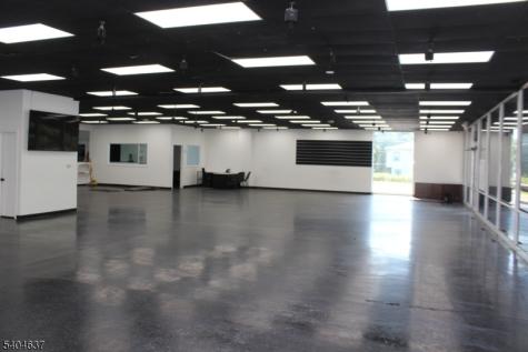 1393 ROUTE46LEDGE Roxbury NJ 07852