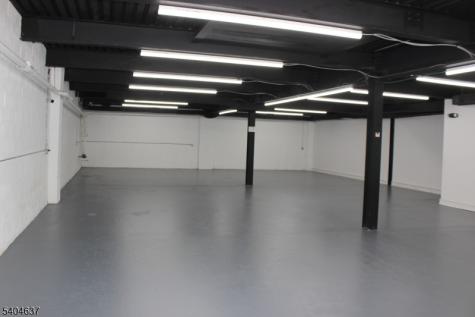 1393 ROUTE46LEDGE Roxbury NJ 07852