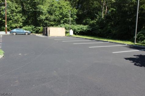1393 ROUTE46LEDGE Roxbury NJ 07852