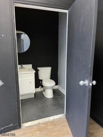 34 S Livingston Avenue 1-b Livingston NJ 07039