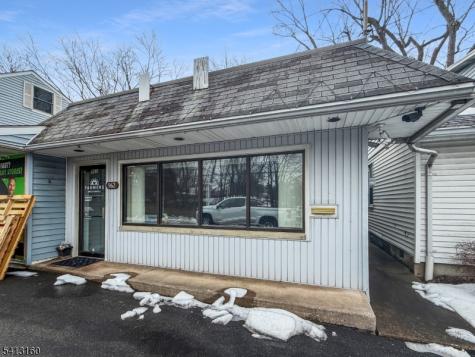 962 State Route 173 Bloomsbury NJ 08804