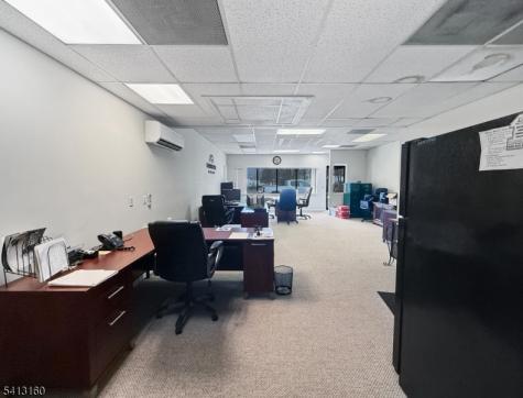 962 State Route 173 Bloomsbury NJ 08804