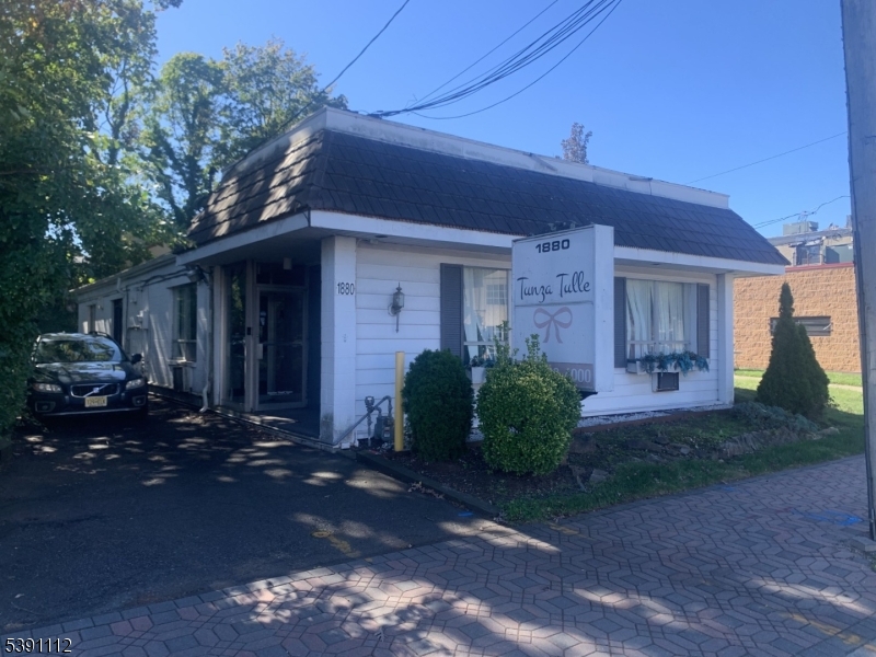 1880 Morris Avenue Union NJ 07083