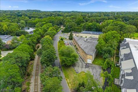 3 Tice Road Franklin Lakes NJ 07417
