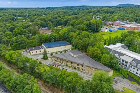 3 Tice Road Franklin Lakes NJ 07417