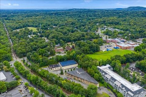 3 Tice Road Franklin Lakes NJ 07417