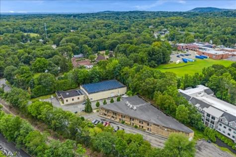 3 Tice Road Franklin Lakes NJ 07417