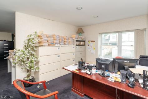 450 Bloomfield Avenue Verona NJ 07044