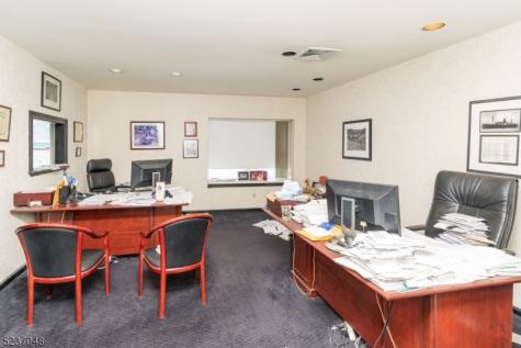 450 Bloomfield Avenue Verona NJ 07044