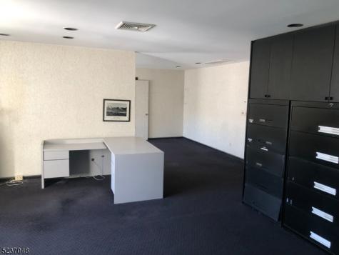 450 Bloomfield Avenue Verona NJ 07044