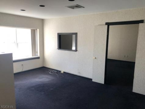 450 Bloomfield Avenue Verona NJ 07044