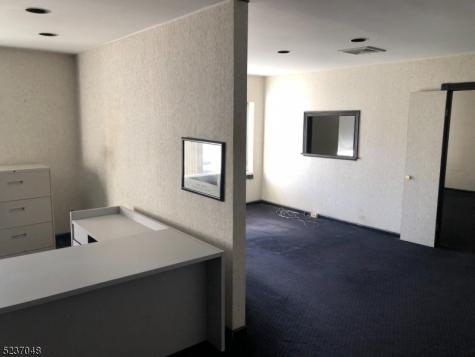 450 Bloomfield Avenue Verona NJ 07044