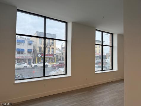 536 Central Avenue Newark NJ 07107