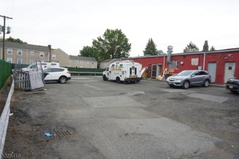 101 Terhune Avenue Lodi NJ 07644
