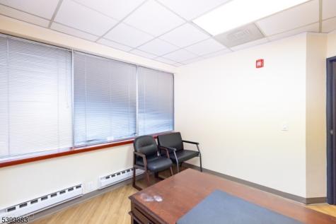 2 Lincoln Hwy-unit100 Edison NJ 08820