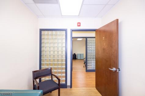2 Lincoln Hwy-unit100 Edison NJ 08820