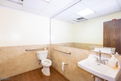2 Lincoln Hwy-unit100 Edison NJ 08820