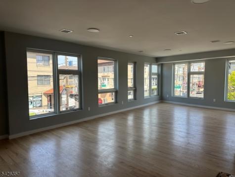 76 Pacific Street Newark NJ 07105