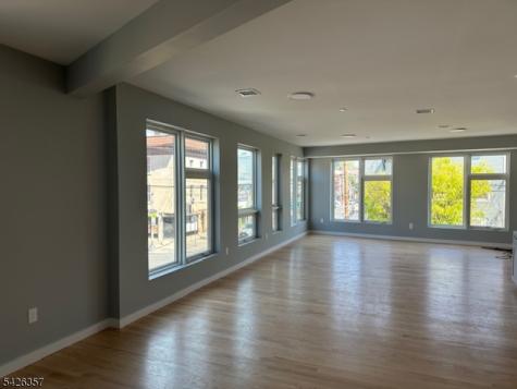 76 Pacific Street Newark NJ 07105