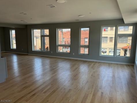76 Pacific Street Newark NJ 07105