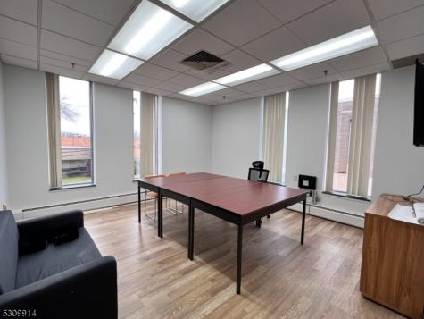 27 Bleeker Street Millburn NJ 07041
