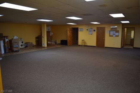 1553 RT27 Franklin NJ 08873