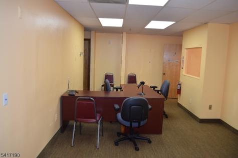 1553 RT27 Franklin NJ 08873