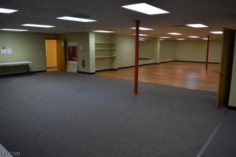 1553 RT27 Franklin NJ 08873