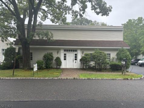 320 Essex Street Long Hill NJ 07980