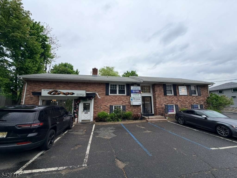 1310 Hamburg Turnpike Wayne NJ 07470