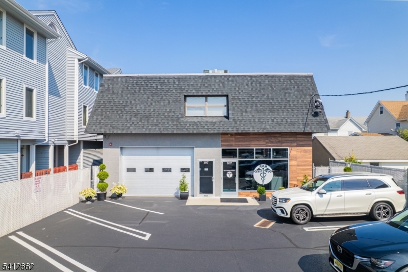 107 Stuyvesant Avenue Lyndhurst NJ 07071