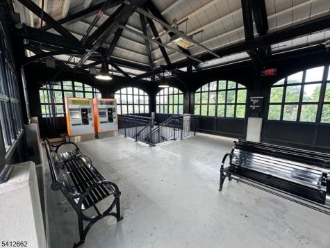 107 Stuyvesant Avenue Lyndhurst NJ 07071
