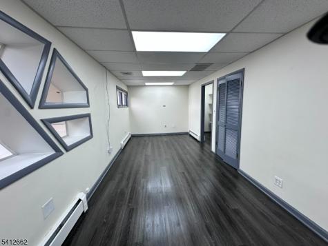 107 Stuyvesant Avenue Lyndhurst NJ 07071