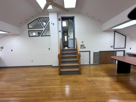 107 Stuyvesant Avenue Lyndhurst NJ 07071