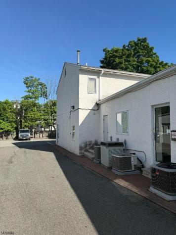 15 Rockland Terrace Verona NJ 07044
