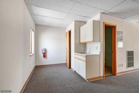 15 Rockland Terrace Verona NJ 07044
