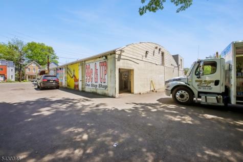 736 W Grand Avenue Rahway NJ 07065