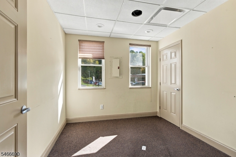 28 Bowling Green Parkway Jefferson NJ 07849