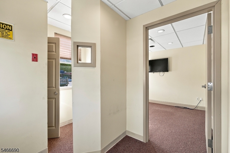 28 Bowling Green Parkway Jefferson NJ 07849