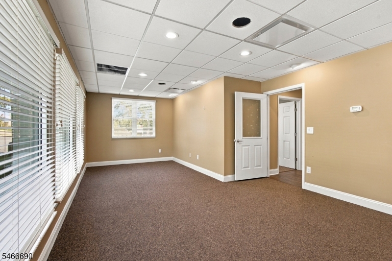 28 Bowling Green Parkway Jefferson NJ 07849