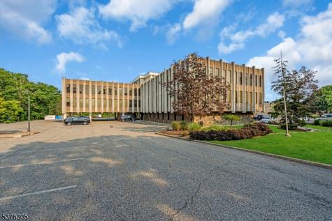 14 Commerce Drive Cranford NJ 07016