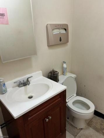 962 Koehl Avenue Union NJ 07083