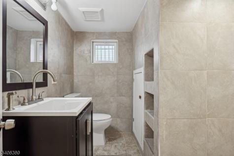 313 17RAH Way Avenue Elizabeth NJ 07202