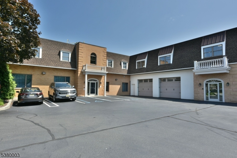 555 Goffle Road Ridgewood Village NJ 07450