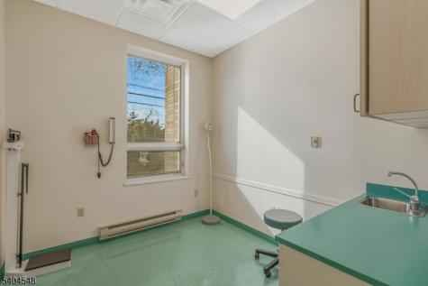 25 E Willow Street Millburn NJ 07041